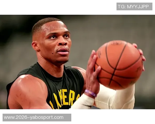 全能战士威少独领风骚成篮板助攻三分王者的唯一球员 全能战士威少独领风骚成篮板助攻三分王者的唯一球员