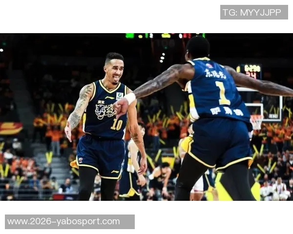 奎因称赞费尔斯表现关键教练信任彰显球队竞争实力 奎因称赞费尔斯表现关键教练信任彰显球队竞争实力