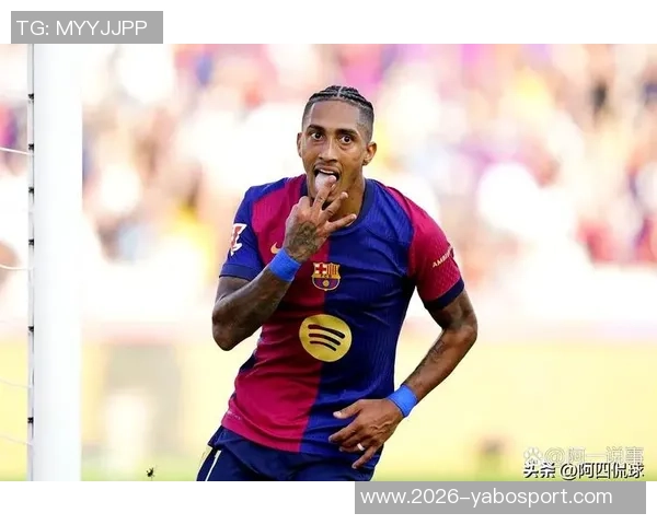 拉菲尼亚荣获西甲最佳与欧冠金靴却无缘年度最佳阵容令人唏嘘