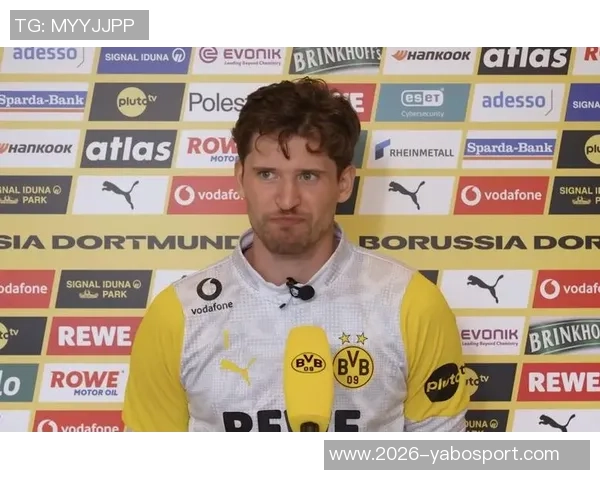 科贝尔赞多特更衣室团结力强力挺阿德耶米称其为优秀年轻球员 科贝尔赞多特更衣室团结力强力挺阿德耶米称其为优秀年轻球员