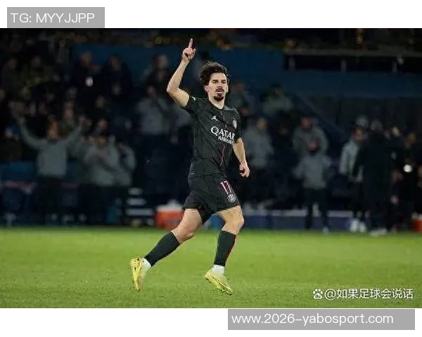 维蒂尼亚精准助攻阿什拉夫垫射破门助巴黎领先1-0