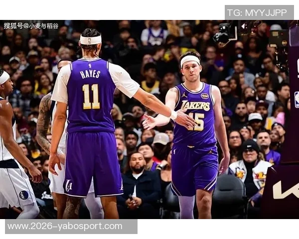湖人队继续寻找攻守兼备的侧翼球员以此放弃今夏的财务灵活性