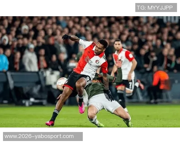 范佩西执教危机加剧费耶诺德连续四场不胜荷甲积分差距扩大至11分